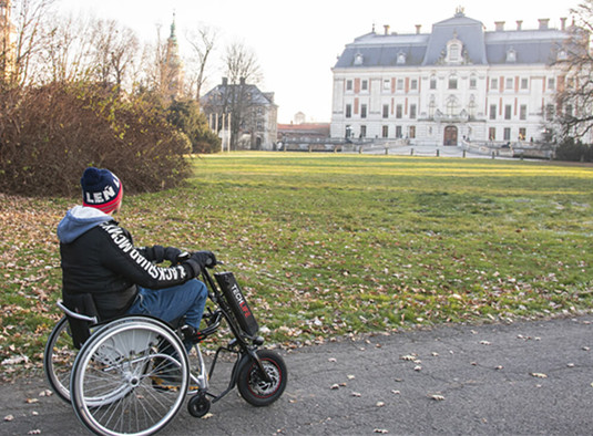 Elektryczny handbike Coofull U – Electrical recenzja i cena